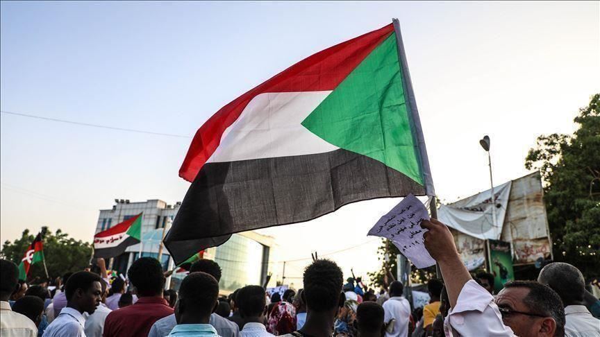 “المهنيين السودانيين” يعلن المضي بترتيبات الإضراب والعصيان المدني